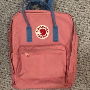 Fjallraven Backpack pink